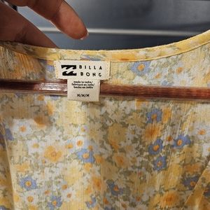 Women's Billabong, wrap dress, Yellow, Medium.